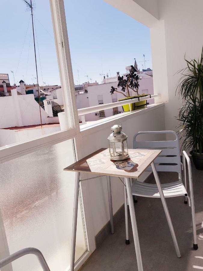 Lolita'S House Torre Del Oro Apartman Sevilla Kültér fotó